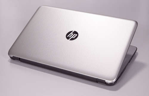 HP NOTEBOOK 15-ay113ni I7-7500U, 16GBRAM 1TB AMD RADEON (TM) R7 M440 NEW DEMO NOTEBOOK + FREE BAG