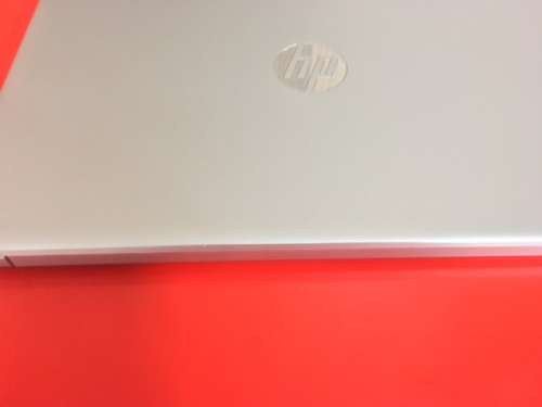 HP laptop 15 (  15s-fq2000)   I7-1165G7 8GB Ram 512GB Solid State Drive 15.6''FHD Notebook