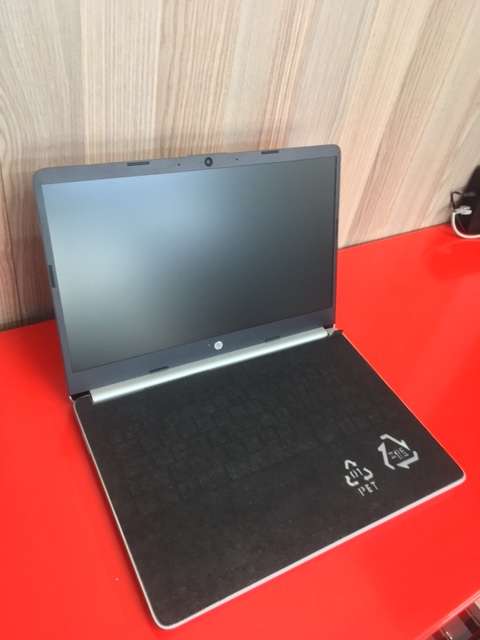 HP Notebook 14s-dq1025ni I3-1005G1 4GB Ram 256GB Solid State Drive 14.0'' HD Notebook- Demo Model