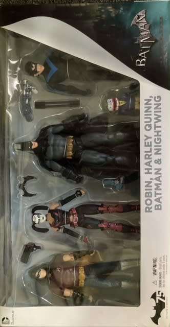 BATMAN 4 FIGURE(please ACTION PACK