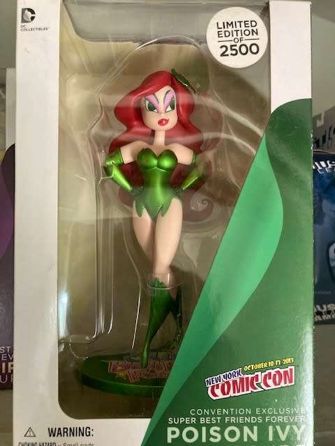 dc comics poison ivy pvc figure