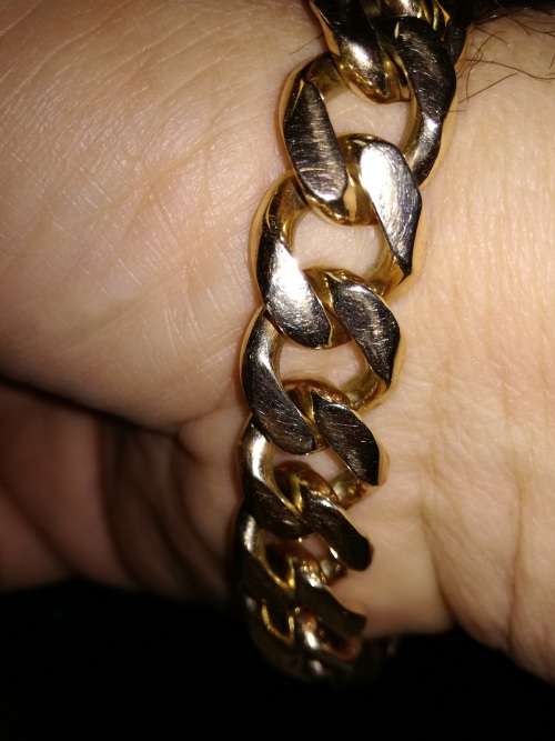 Secondhand 9ct solid gold bracelet for men