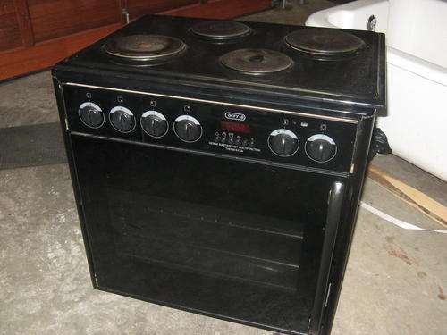 Defy Masterchef Thermofan stove & hob!