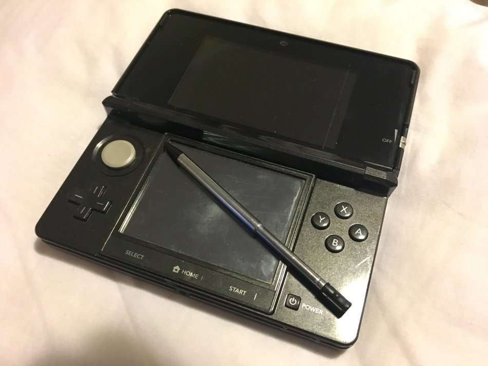 Nintendo 3DS console Cosmos Black (EUR)
