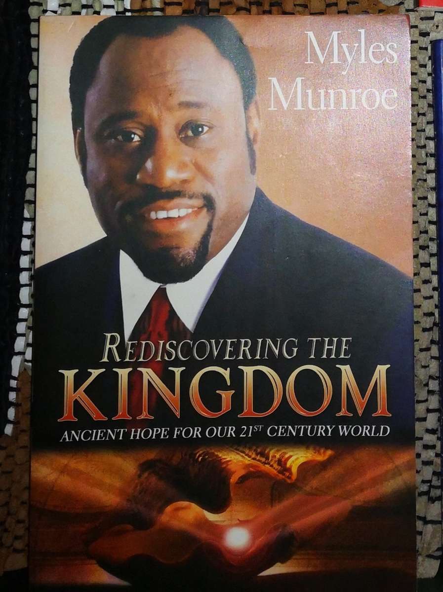 Rediscovering the Kingdom Paperback Dr Myles Munroe as new