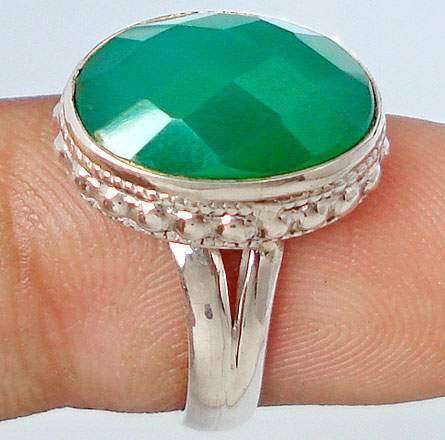 Green chalcedony oval 925 sterling silver solitaire ring size 8.5