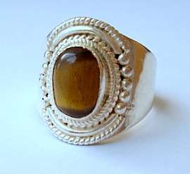 **CHARMING TIGER EYE SET IN STERLING SILVER.925 " T "