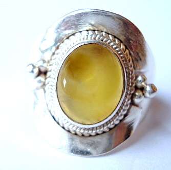 **LEMON AGATE SET IN STERLING SILVER.925**  s " O "