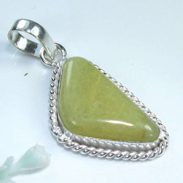 BEAUTIFUL AGATE SILVER PENDANT 2";