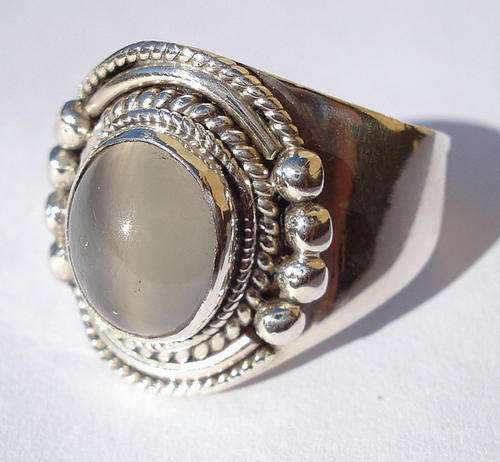 MAGNIFICENT MOONSTONE RING SET IN .925  SOLID STERLING SILVER  s "R"