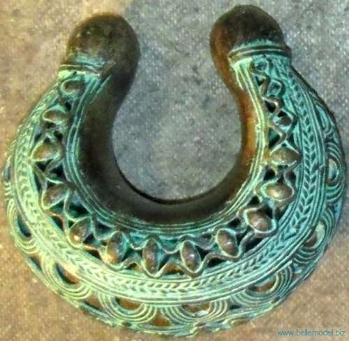 Sculptures - Brass - Benin - Arm band - doughnut (amulet)