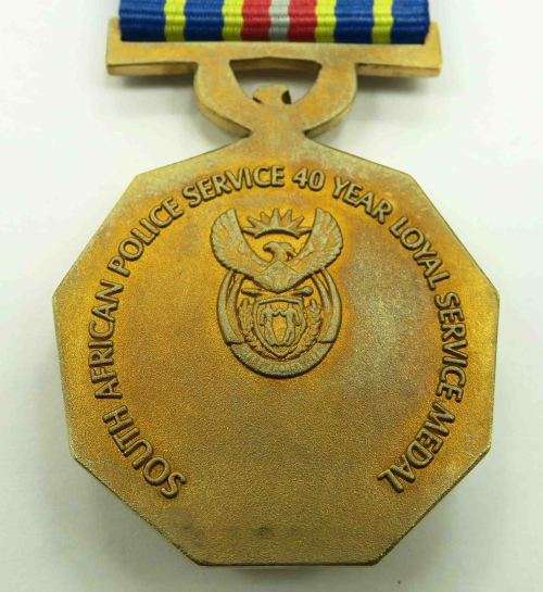 FULL SIZE SOUTH AFRICAN  SERVICE 40 YEAR LOYAL SERVICE MEDAL
