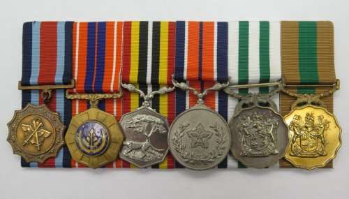 Full Size. Group of six Medals. To: 66356114 PE WO 1 NJ Boonzaaier SA Navy
