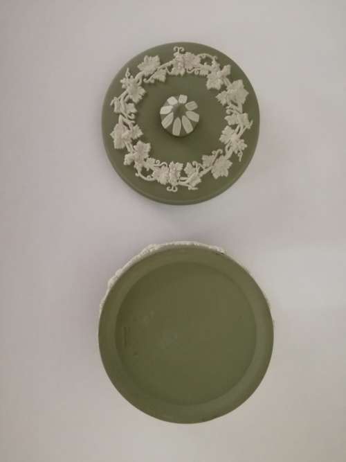 Wedgewood Jasper Green Jewelry Box