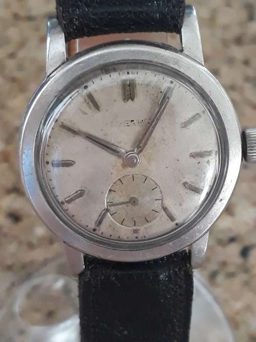 Eterna vintage with subseconds