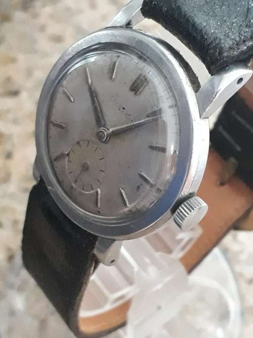 Eterna vintage with subseconds