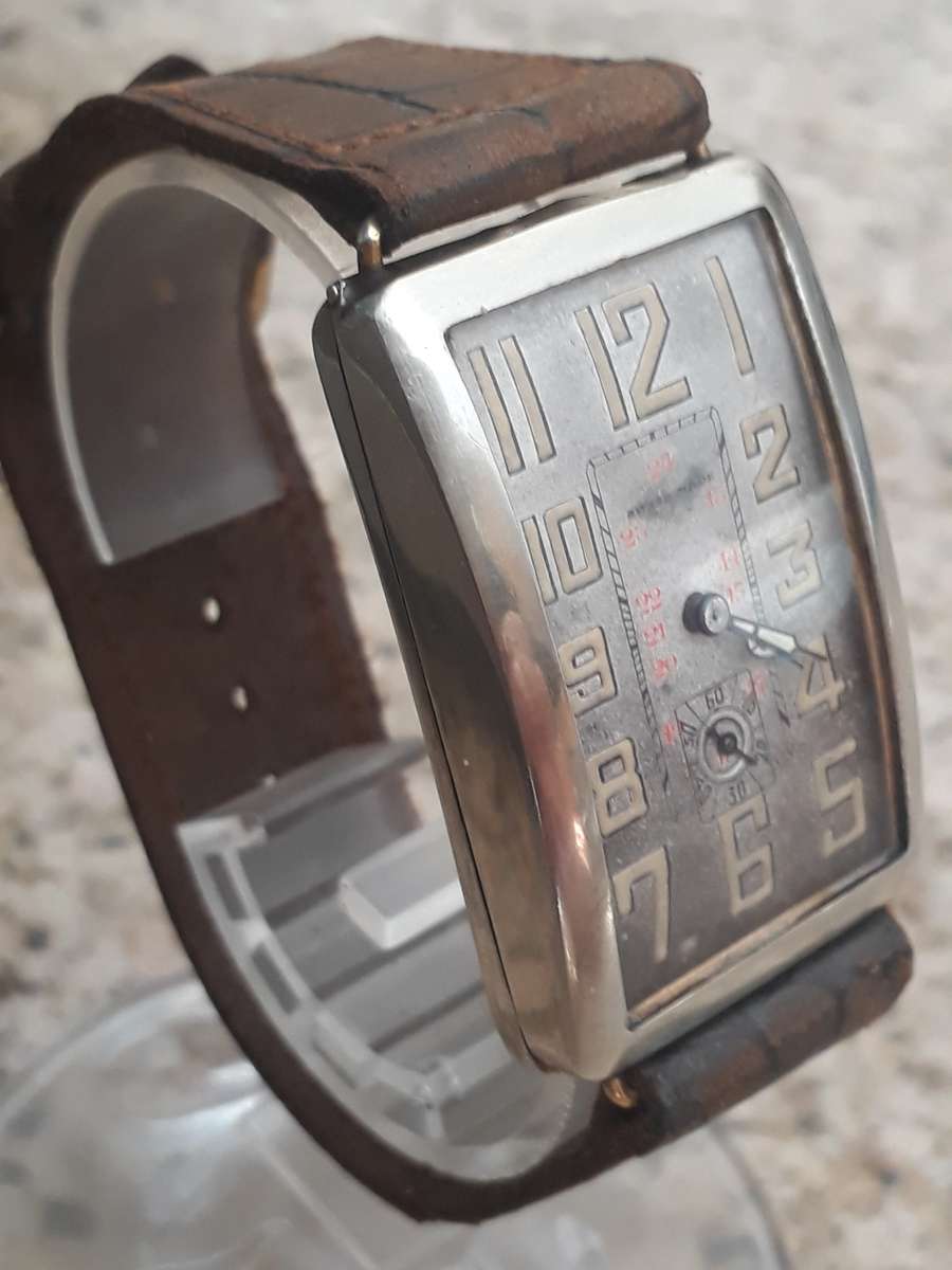 Large Swiss tank vintage,with subseconds