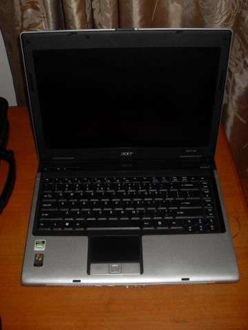 160GB  Harddrive, 2GB RAM, 1.8GHZ  AMD Sempron