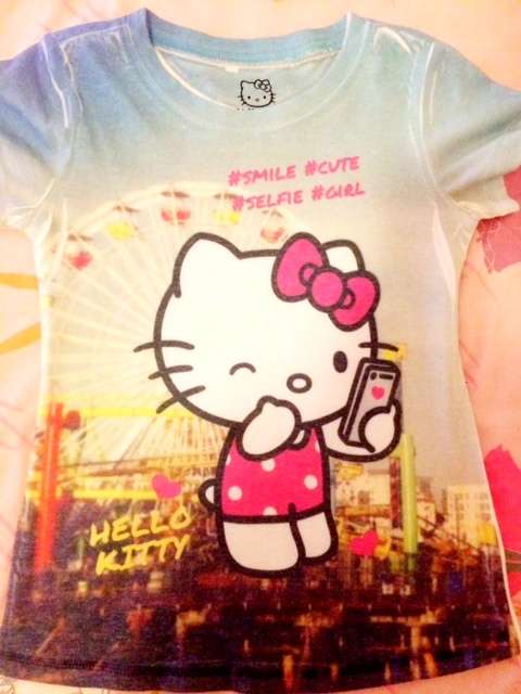 Hello Kitty Tshirt