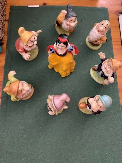***REDUCED***RARE Beswick Walt Disney Snow White & The Seven Dwarfs Set
