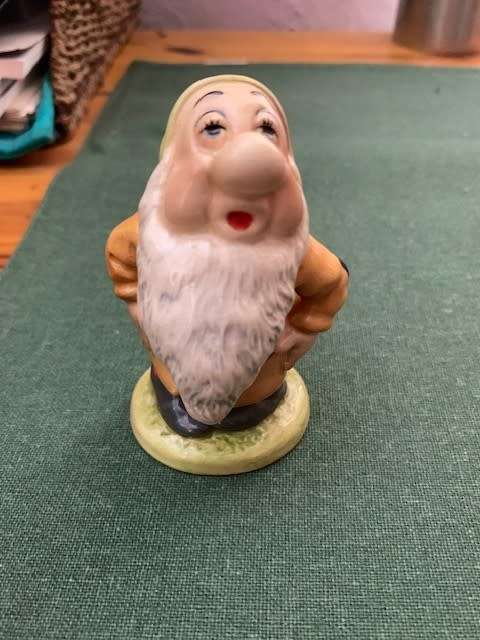 ***REDUCED***RARE Beswick Walt Disney Snow White & The Seven Dwarfs Set