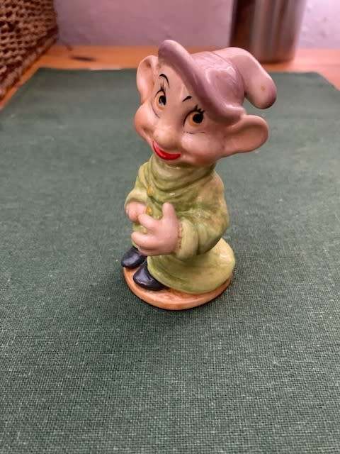 ***REDUCED***RARE Beswick Walt Disney Snow White & The Seven Dwarfs Set