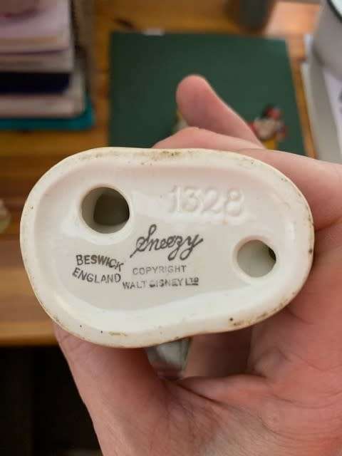 ***REDUCED***RARE Beswick Walt Disney Snow White & The Seven Dwarfs Set