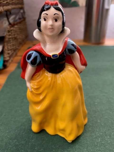 ***REDUCED***RARE Beswick Walt Disney Snow White & The Seven Dwarfs Set