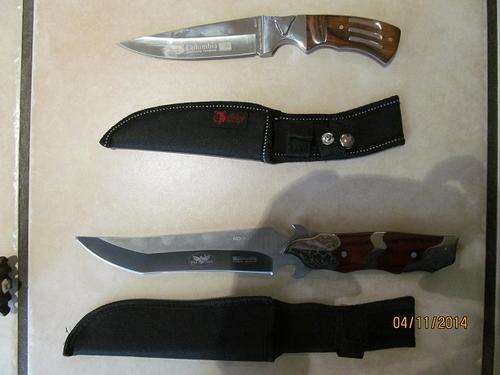 2 COLUMBIA HUNTING KNIVES-new & working