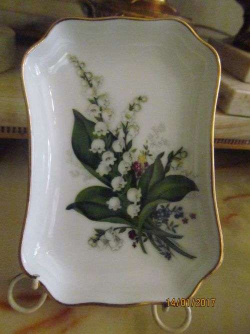 LIMOGES !! Vintage Fine Porcelain LIMOGES Trinket Tray/Dish with Lily of the Valley Pattern - RARE