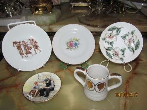 FOR EVERY TASTE !! Lot of 4 Butter Pat/ Trinket Dishes and a Comemorative Mini Jug,ALL Signed !