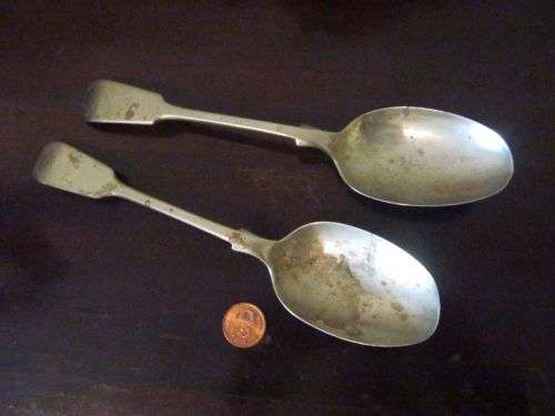 JOHN ROUND 1863-1897 !! Antique Pair Of Dovetail Pattern Fiddleback Large Dinner Spoons/Servers