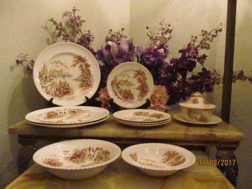 JOHNSON BROS !! Vintage 1950's "Castle On The Lake" Series Johnson Bros Part Set - 10 Items