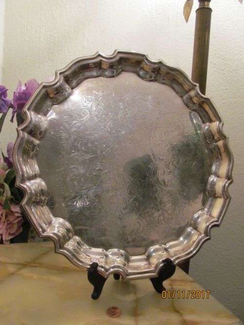 CREME DE LA CREME !! Large Vintage Silver Plated Cocktail / Drinks Serving Tray - Etched Patterns