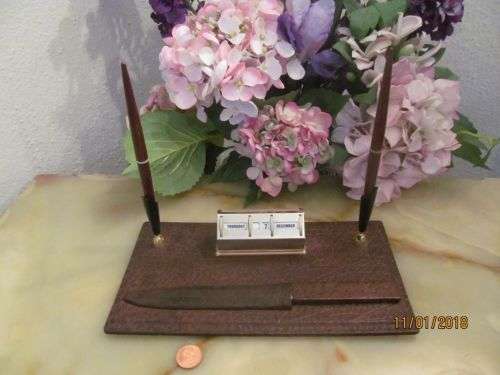 PERPETUAL CONCEPTUAL !! Vintage Genuine Leather Desk Set with Pens,Calender & Letter Opener