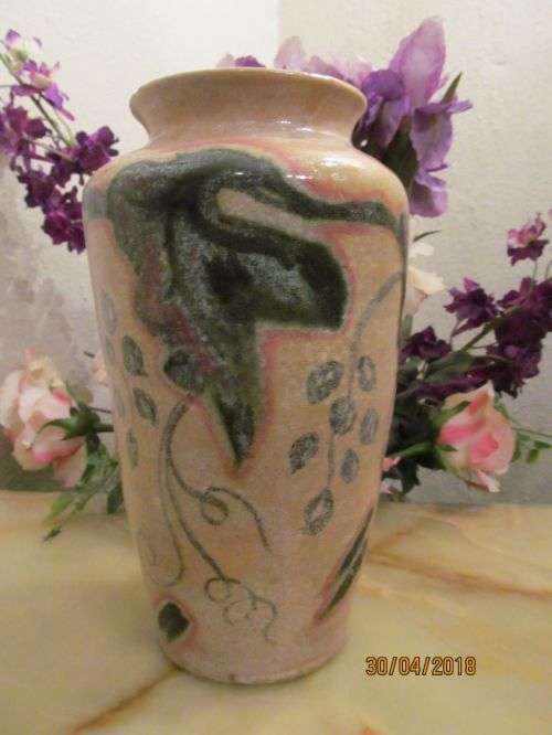 1945 STUDIO ART !! Vintage 1945 Studio Art Pottery Vase with Flared Rim - Signed/Dated