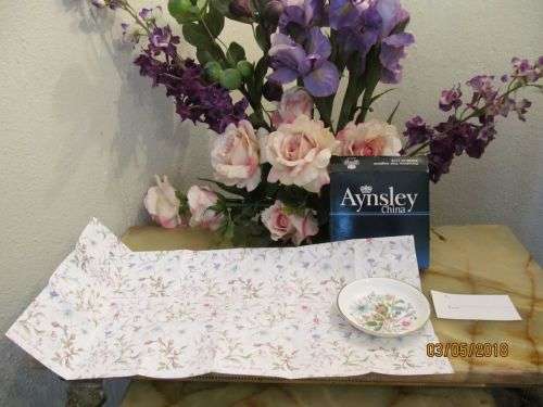 AYNSLEY !! 1980's Fine Porcelain (Fine Bone China) Aynsley Wild Tudor Butter Pat Dish - Boxed