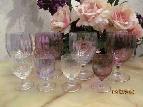 FUTURE PERFECT !! Vintage Lot of Eight Tinted Drinking Glasses - 4 Wine, 4 Cordial with Gold Trim