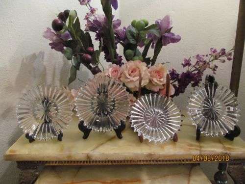 SUN....BEAMS !! Vintage Lot of Four Depression Glass Style Sunburst Shaped Dishes