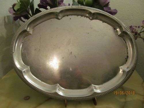 EASTERN REQUIEM !! Vintage Oval Shaped Serving/Display Tray with Serpentine Verge & Etched Patterns