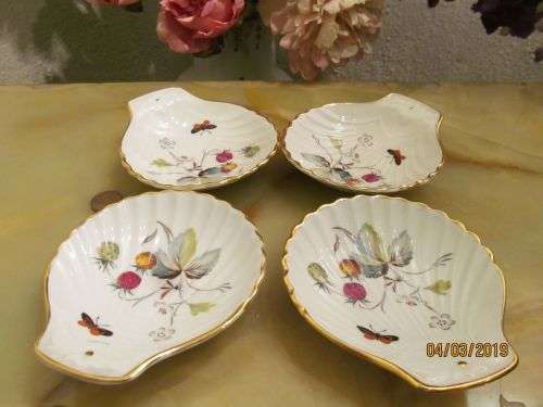 ROYAL WORCESTER 2 !! Vintage Lot/Set of 4 Royal Worcester Fireproof Porcelain Scallop Shell Dishes