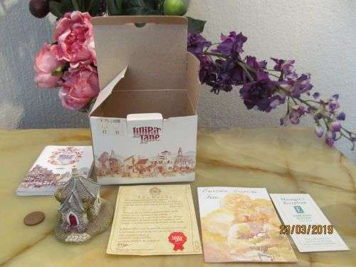 LILLIPUT LANE !! Contemporary 1991 Collectable Lilliput Lane "Farthing Lodge" Village