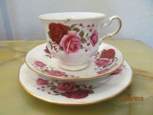 QUEEN ANNE !! Vintage 1950's Queen Anne Bone China Tea Trio - Pattern 8627 - Roses & Lilacs