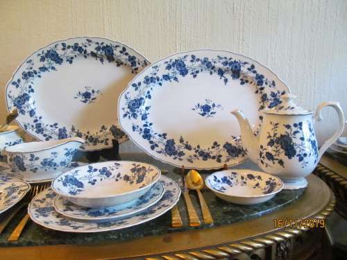 ROYAL MEISSEN !! Full Dinner & Tea & Cake Set for 6 people- 55 pieces