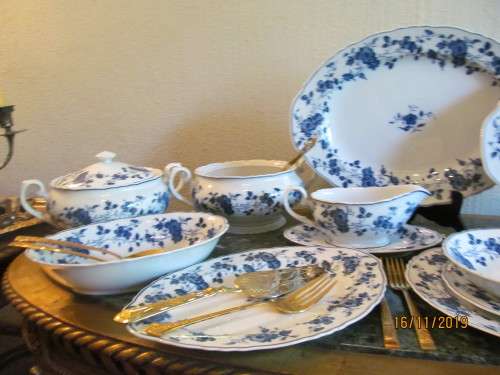 ROYAL MEISSEN !! Full Dinner & Tea & Cake Set for 6 people- 55 pieces