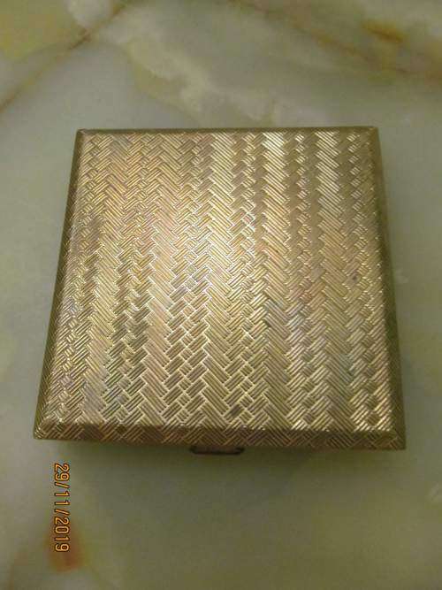 SWISS AGME !! Vintage 1950's Gold Tone Swiss Powder Compact - Machined Patterning