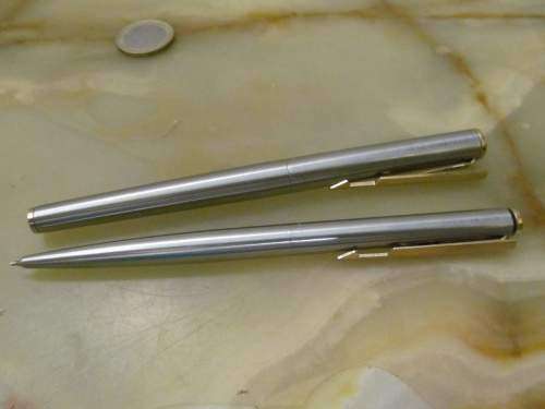 PARKER !! Vintage Lot of Parker Cartridge Filler (Fountain) and Parker "95"? Pencil