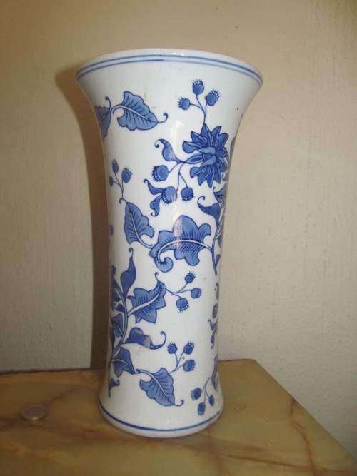 MING BLUE !! Vintage Tall Ceramic Chinese Hand Decorated Genuine Ming Blue Vase