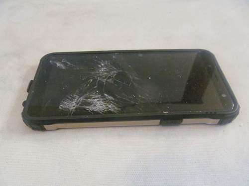 GALAXY J6 !! Fully Functional Samsung Galaxy J6 with Cracked Screen