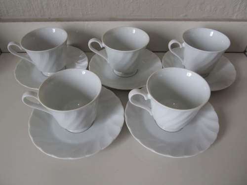 YORKSHIRE !! Vintage Lot/Part Set of 5 Identical Japanese Fine Porcelain Tea Duos